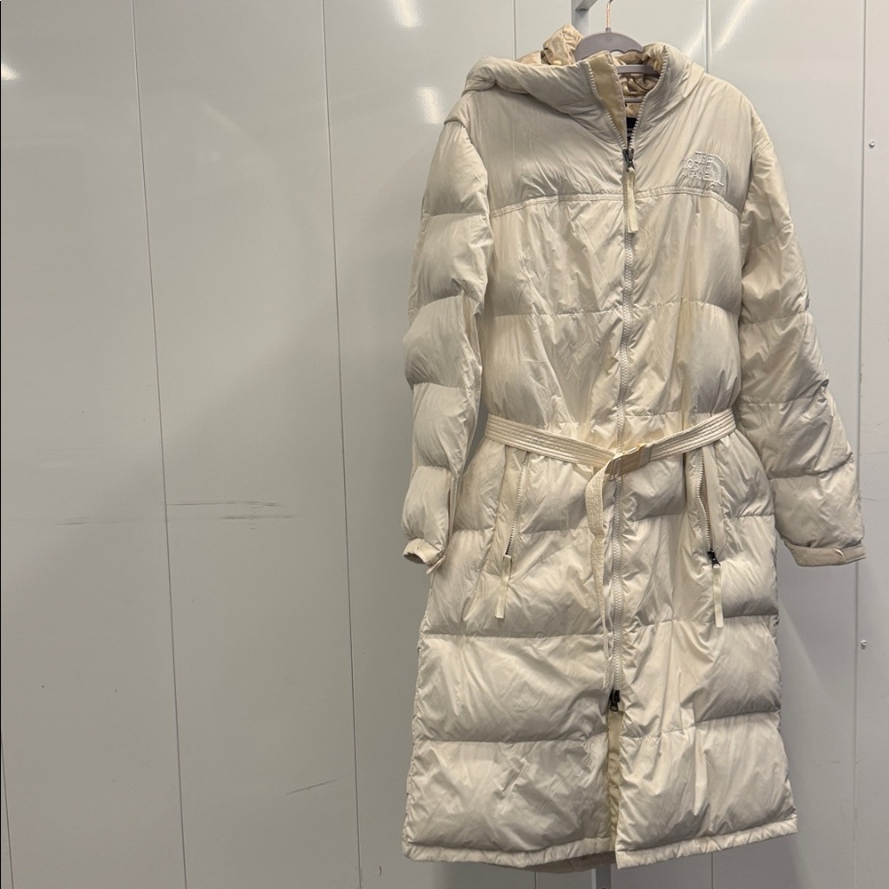 The North Face Women's Long Puffer Coat in Off-White/Cream